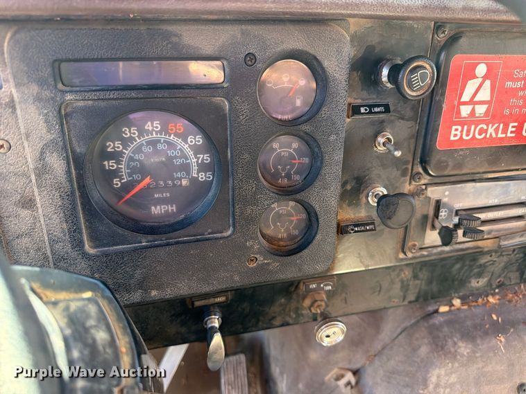 image for item ED0231 1983 International 1954 dump truck