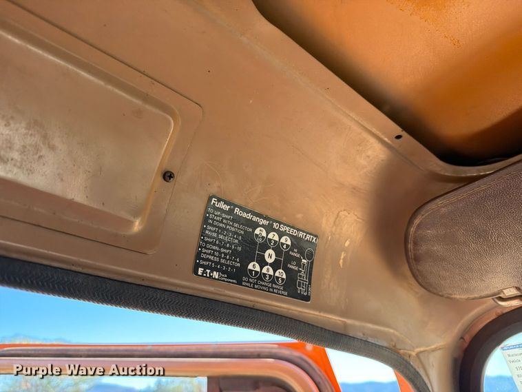 image for item ED0231 1983 International 1954 dump truck