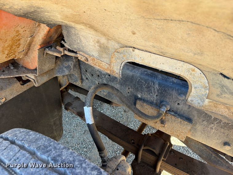 image for item ED0231 1983 International 1954 dump truck