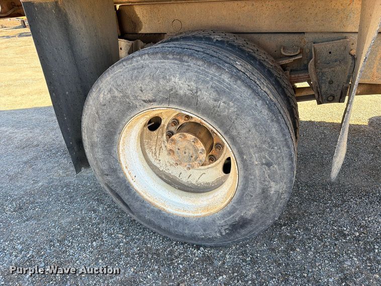 image for item ED0231 1983 International 1954 dump truck