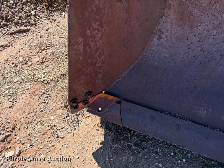image for item ED0238 Motor grader snow plow