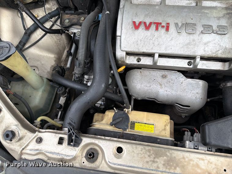 image for item EI7828 2004 Toyota Sienna van