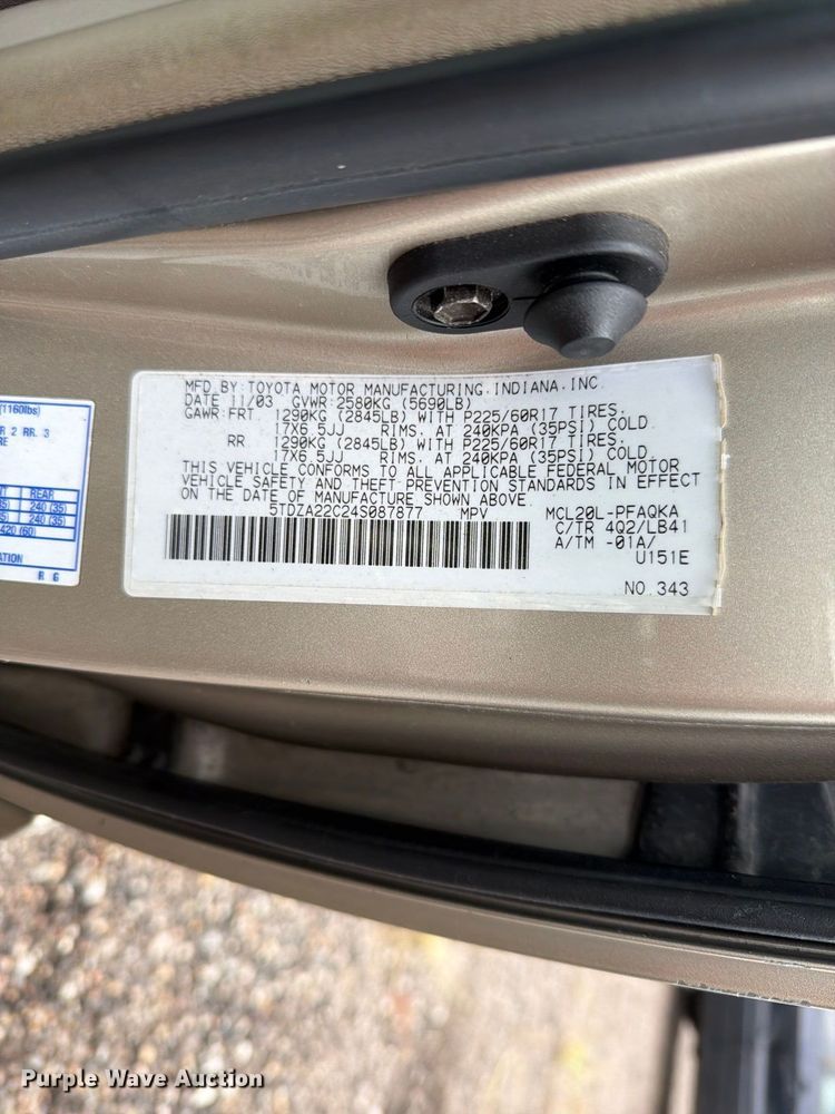 image for item EI7828 2004 Toyota Sienna van