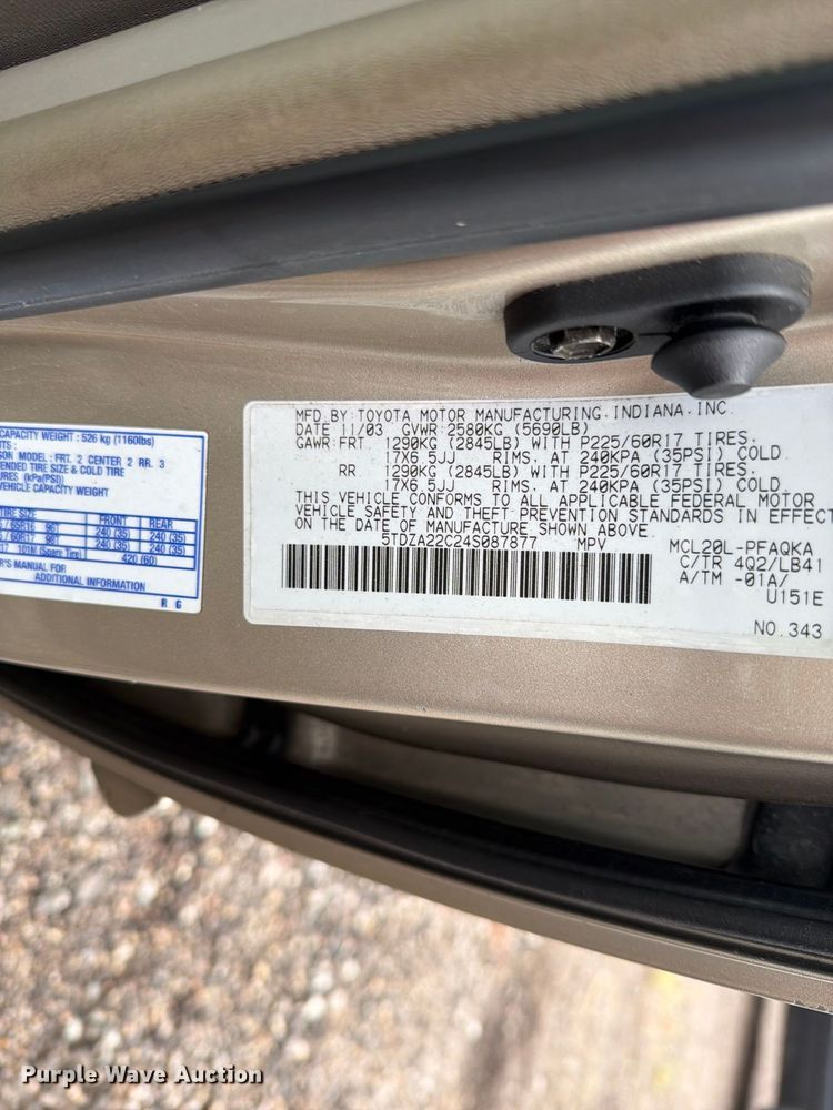 image for item EI7828 2004 Toyota Sienna van