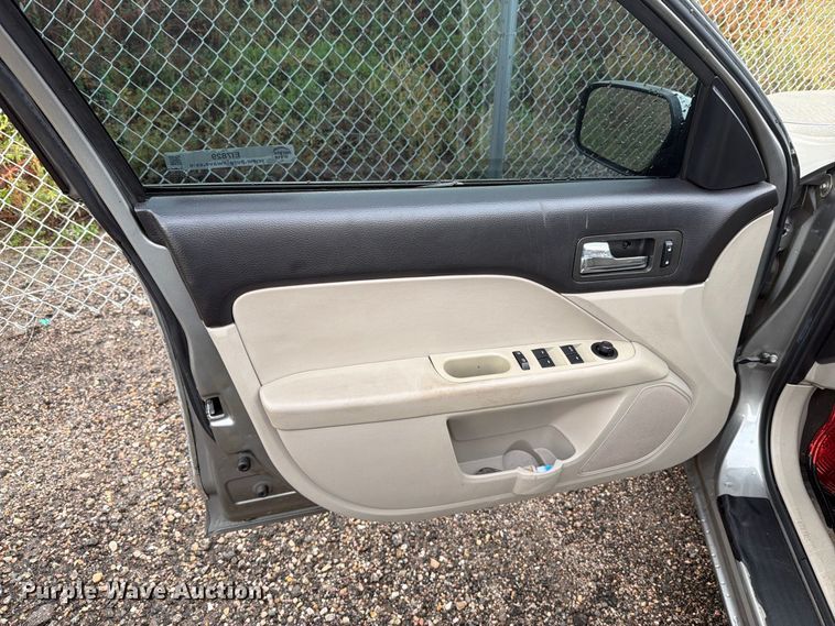image for item EI7829 2008 Ford Fusion 
