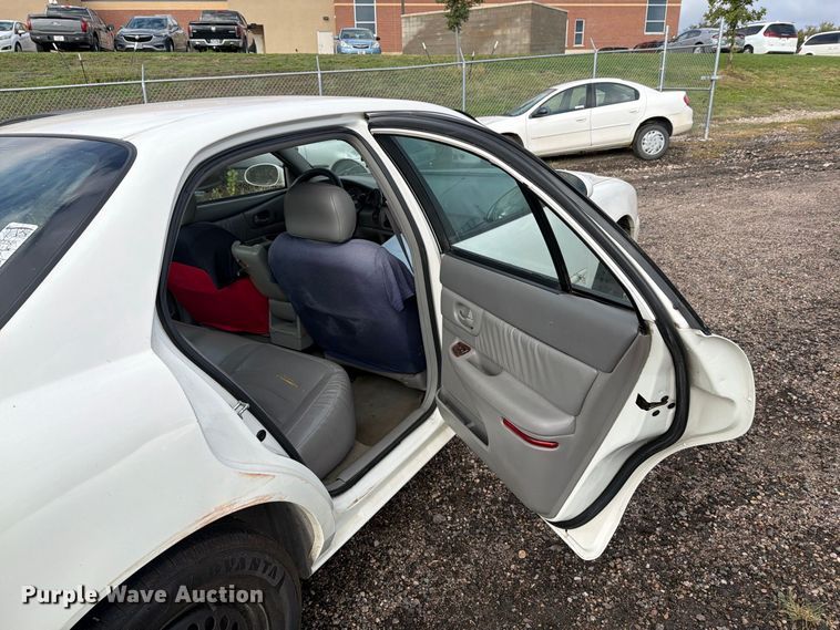 image for item EI7831 2004 Buick Century 