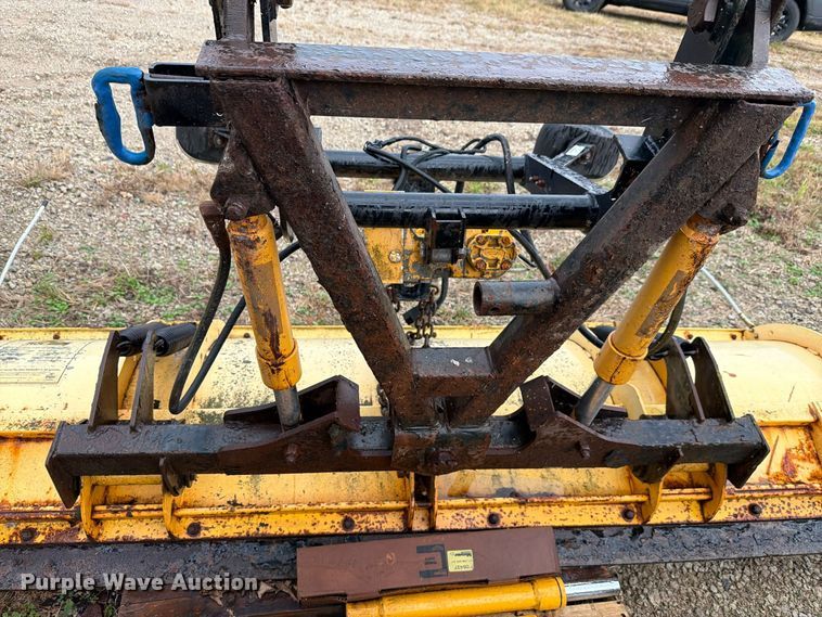 image for item EL1123 Meyer 8' W snow plow