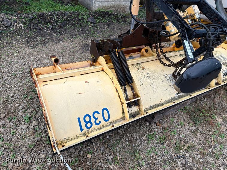image for item EL1123 Meyer 8' W snow plow