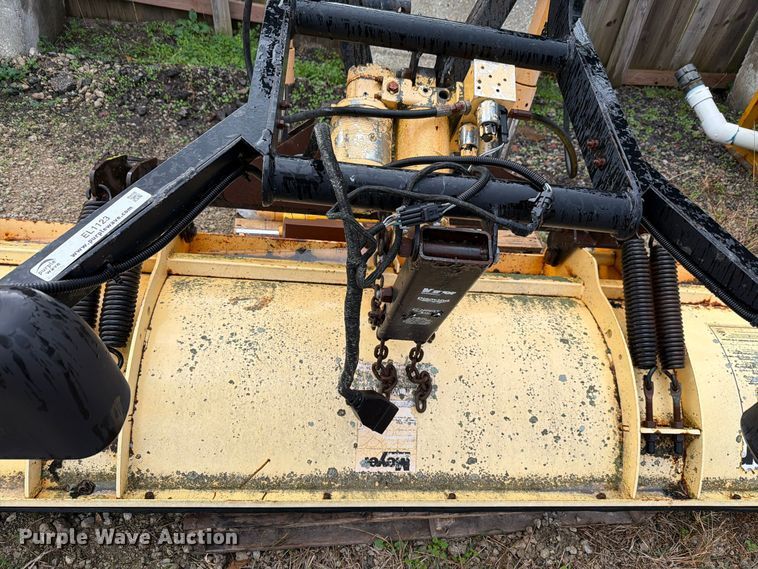 image for item EL1123 Meyer 8' W snow plow