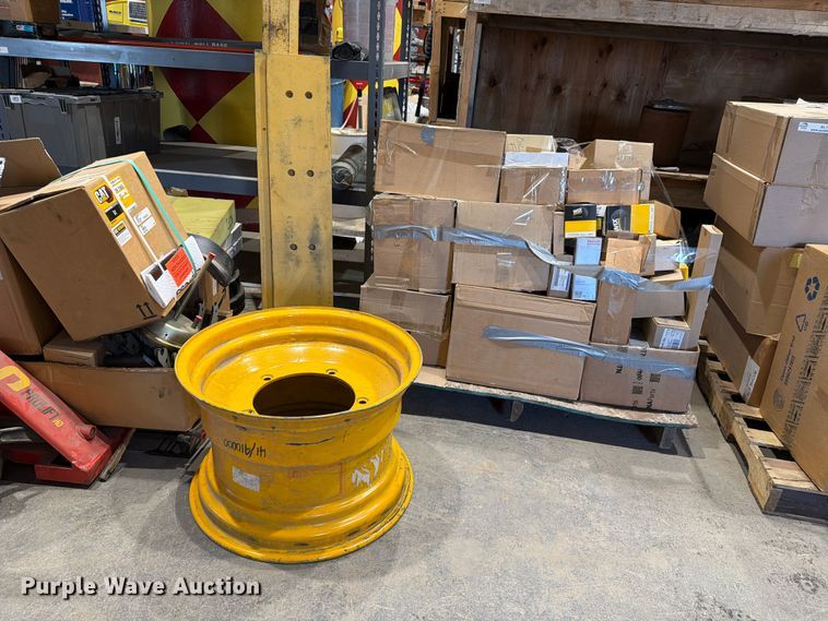 image for item EL1124 Truck parts
