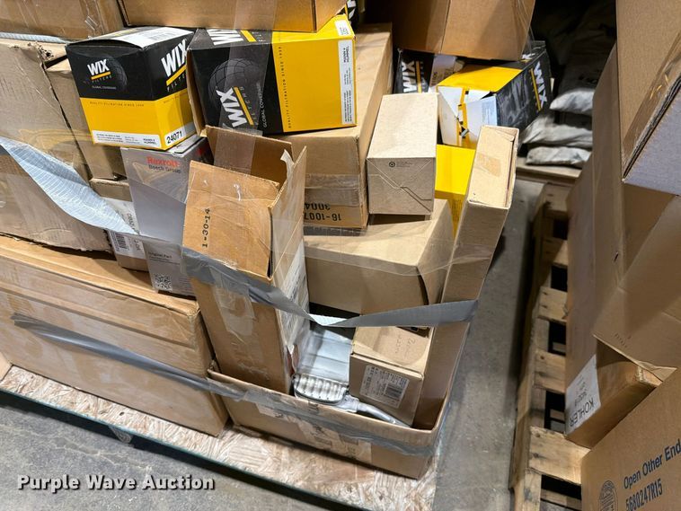 image for item EL1124 Truck parts