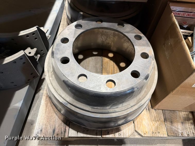 image for item EL1124 Truck parts
