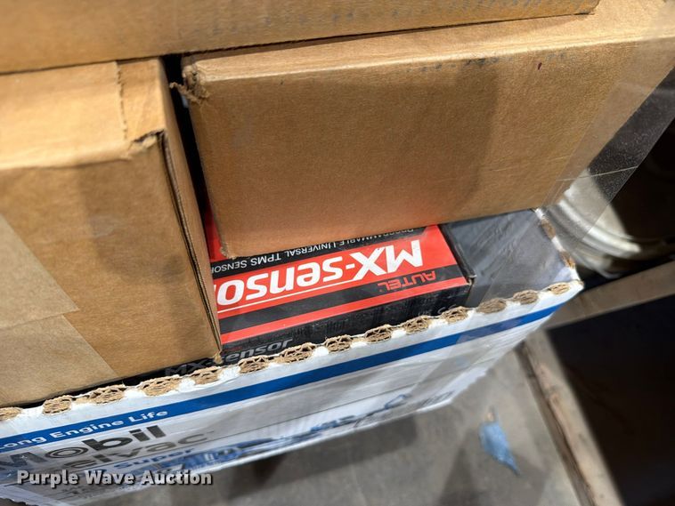 image for item EL1124 Truck parts