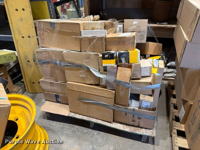 image for item EL1124 Truck parts