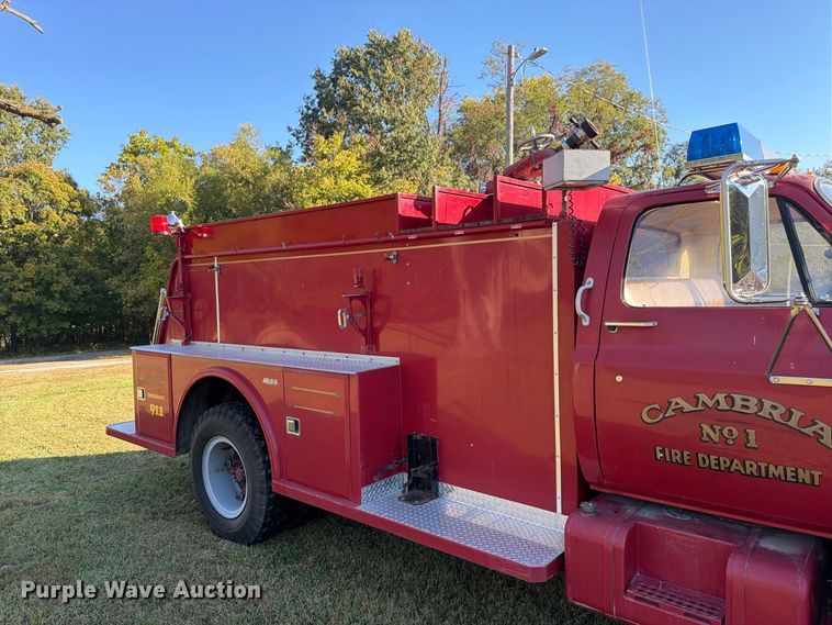 image for item ER3323 1980 GMC 7000 fire truck