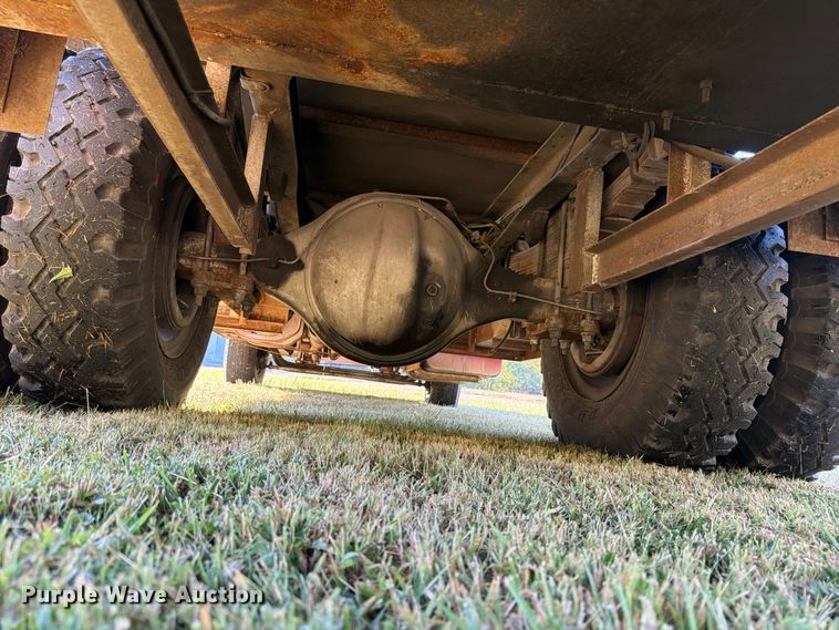 image for item ER3323 1980 GMC 7000 fire truck