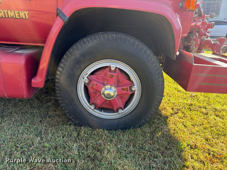 image for item ER3323 1980 GMC 7000 fire truck