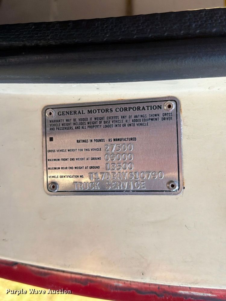 image for item ER3323 1980 GMC 7000 fire truck