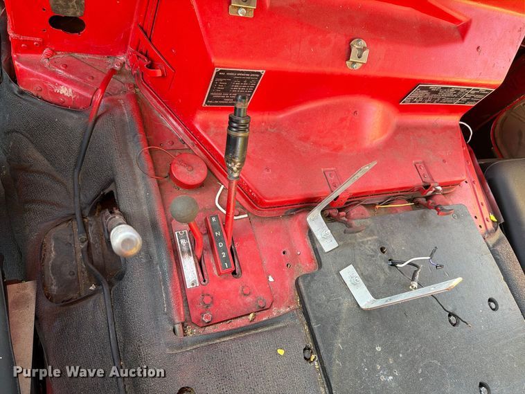 image for item ER3324 1991 AM General Humvee SUV