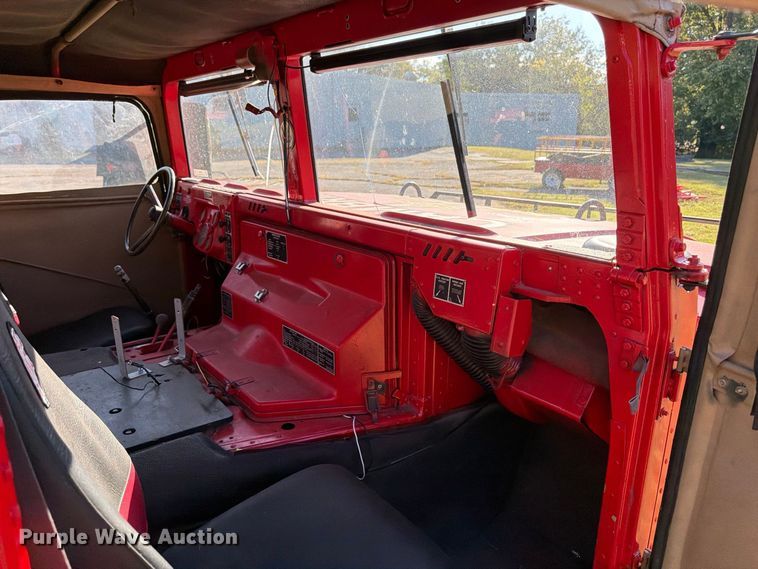 image for item ER3324 1991 AM General Humvee SUV