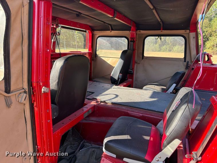image for item ER3324 1991 AM General Humvee SUV