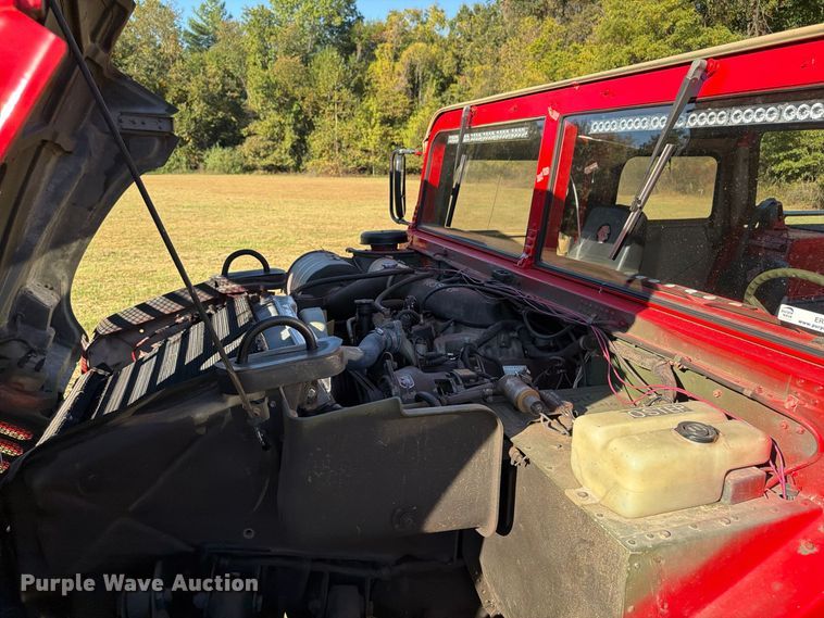 image for item ER3324 1991 AM General Humvee SUV