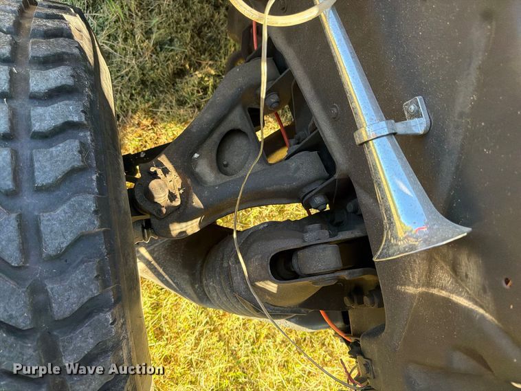 image for item ER3324 1991 AM General Humvee SUV