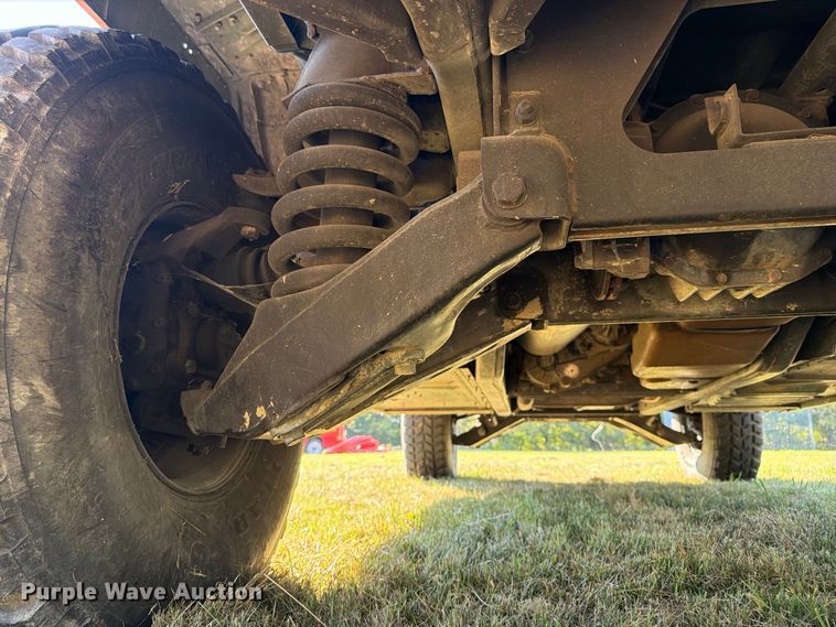 image for item ER3324 1991 AM General Humvee SUV