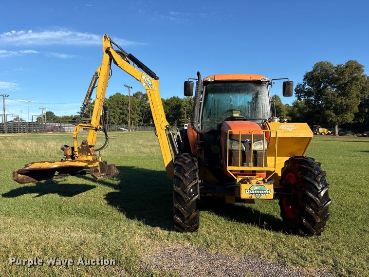 image for item ES8310 2013 Kubota M108S MFWD tractor