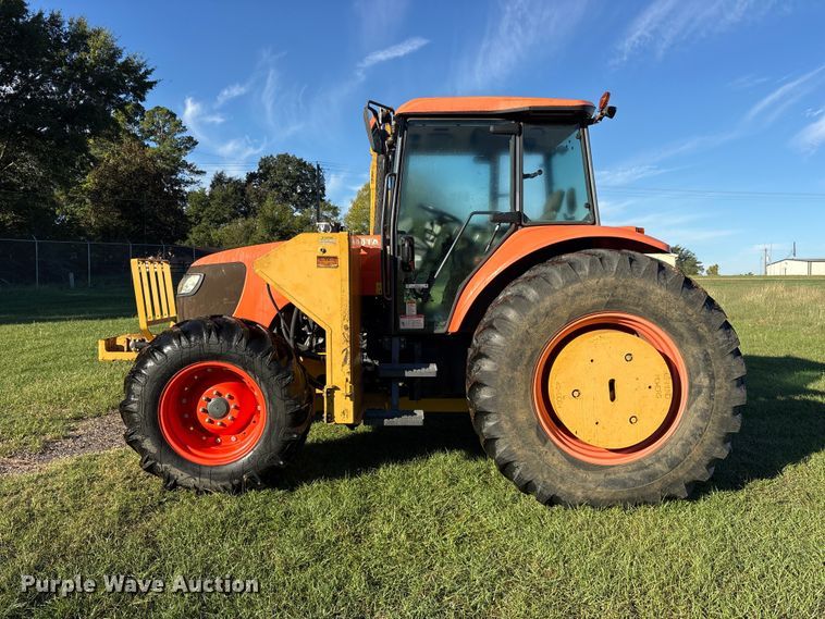 image for item ES8310 2013 Kubota M108S MFWD tractor