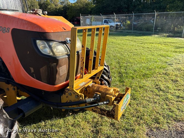 image for item ES8310 2013 Kubota M108S MFWD tractor