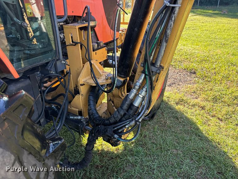 image for item ES8310 2013 Kubota M108S MFWD tractor