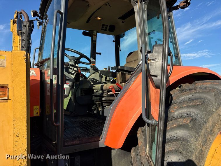 image for item ES8310 2013 Kubota M108S MFWD tractor