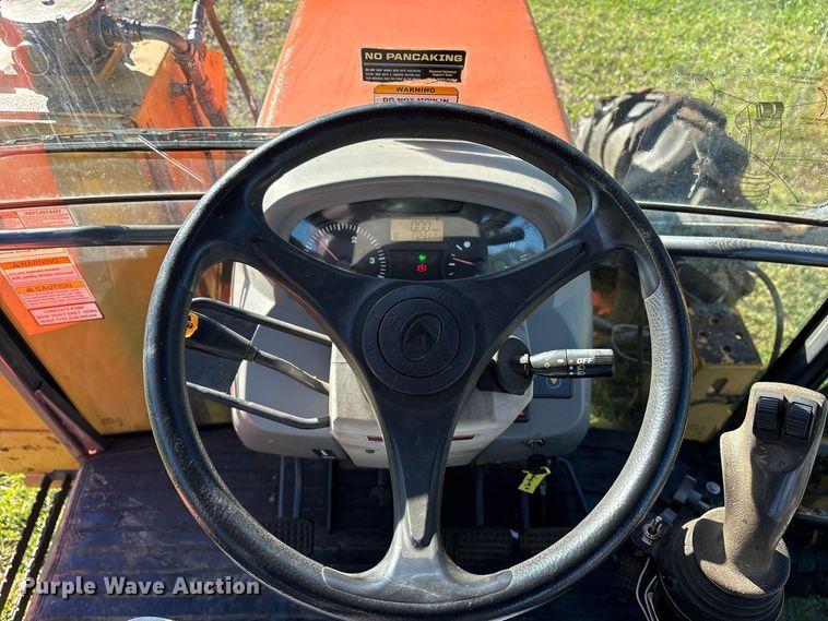 image for item ES8310 2013 Kubota M108S MFWD tractor