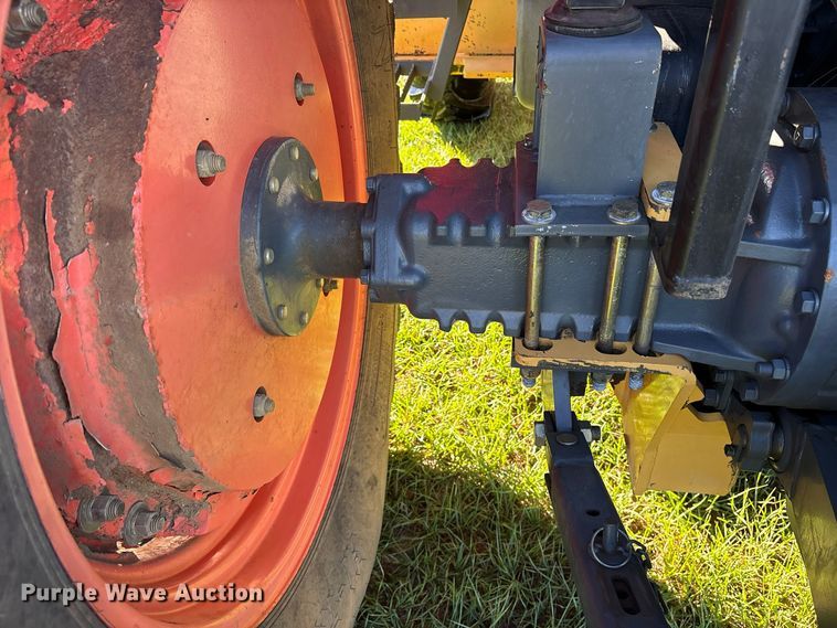 image for item ES8310 2013 Kubota M108S MFWD tractor