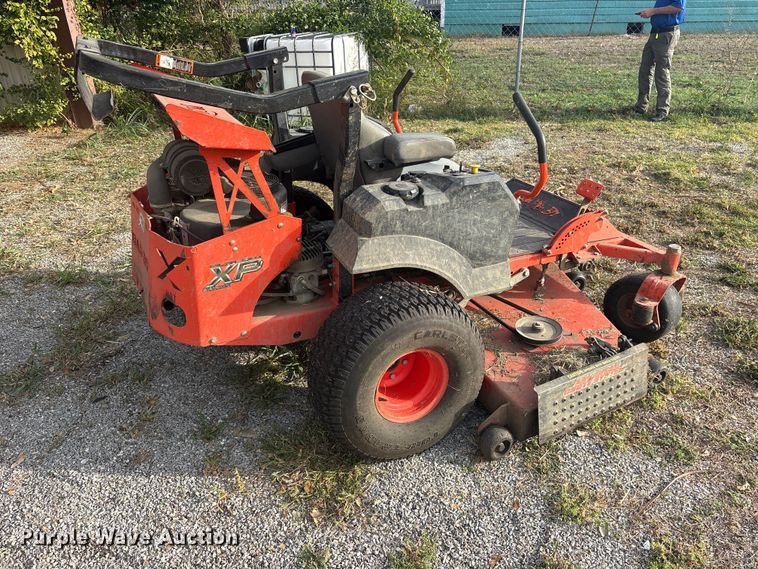 image for item ES8475 2012 Bad Boy Outlaw XP ZTR lawn mower