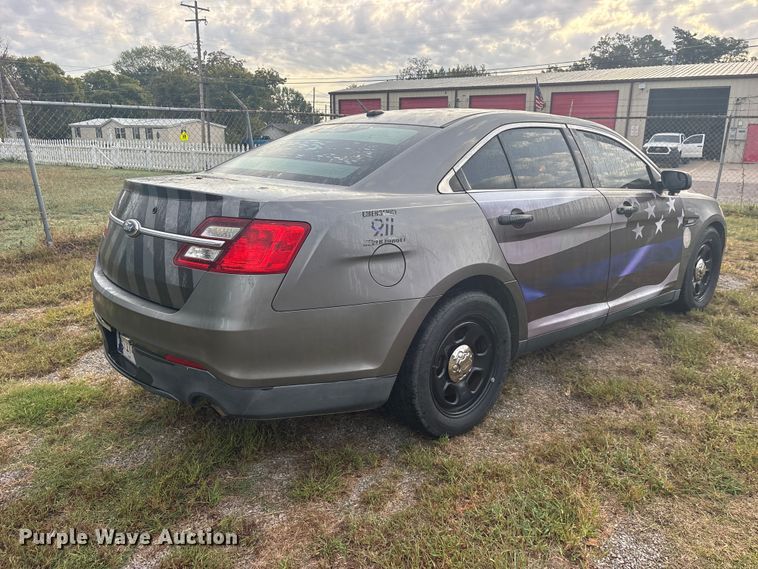 image for item ES8477 2013 Ford Taurus Police 