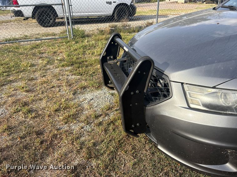 image for item ES8477 2013 Ford Taurus Police 