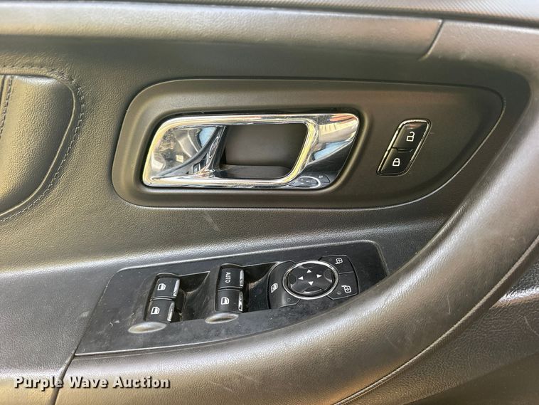image for item ES8477 2013 Ford Taurus Police 