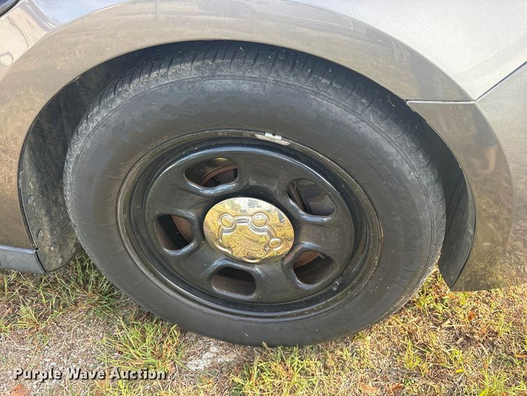 image for item ES8477 2013 Ford Taurus Police 