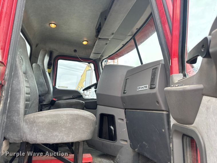 image for item EV7054 2017 Mack GU813 truck cab and chassis