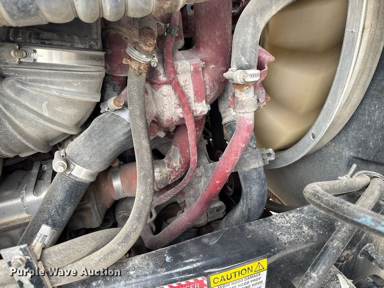 image for item EV7054 2017 Mack GU813 truck cab and chassis