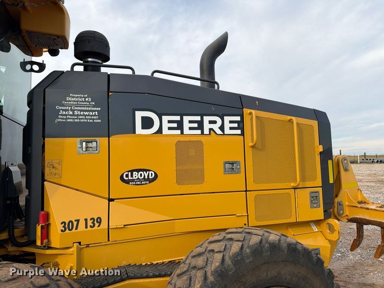 image for item EW7634 2016 John Deere 772GP motor grader