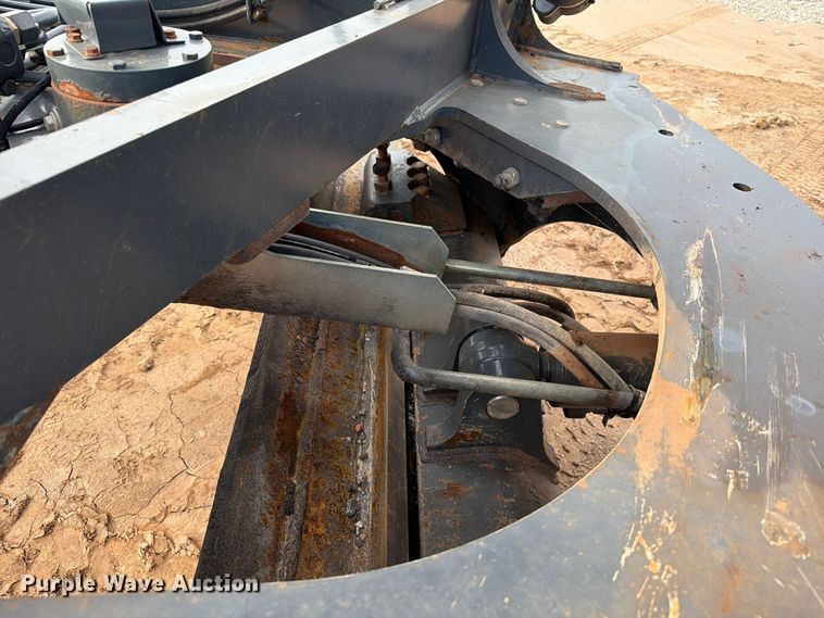 image for item EW7634 2016 John Deere 772GP motor grader