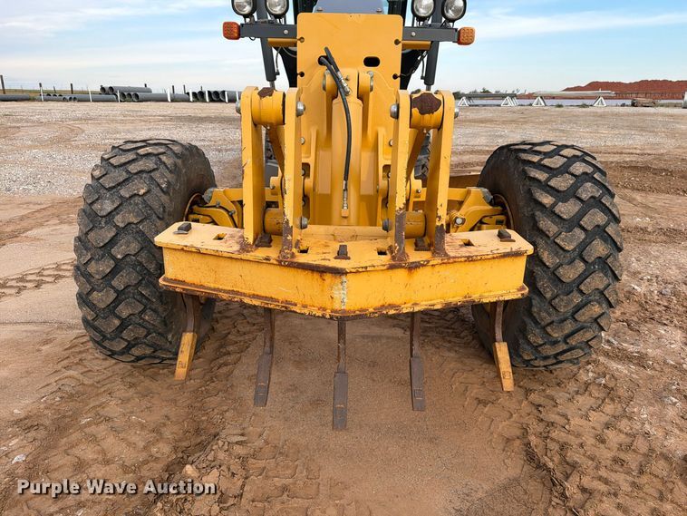 image for item EW7634 2016 John Deere 772GP motor grader