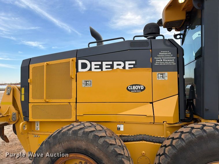 image for item EW7634 2016 John Deere 772GP motor grader