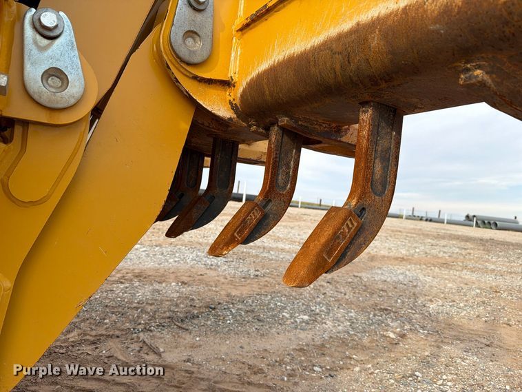 image for item EW7634 2016 John Deere 772GP motor grader