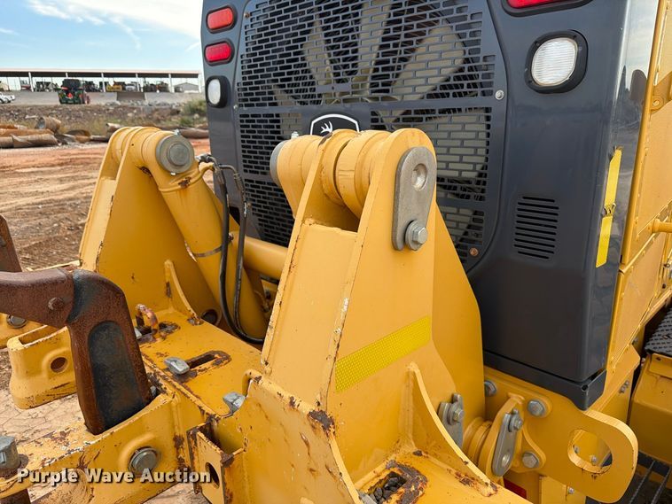 image for item EW7634 2016 John Deere 772GP motor grader