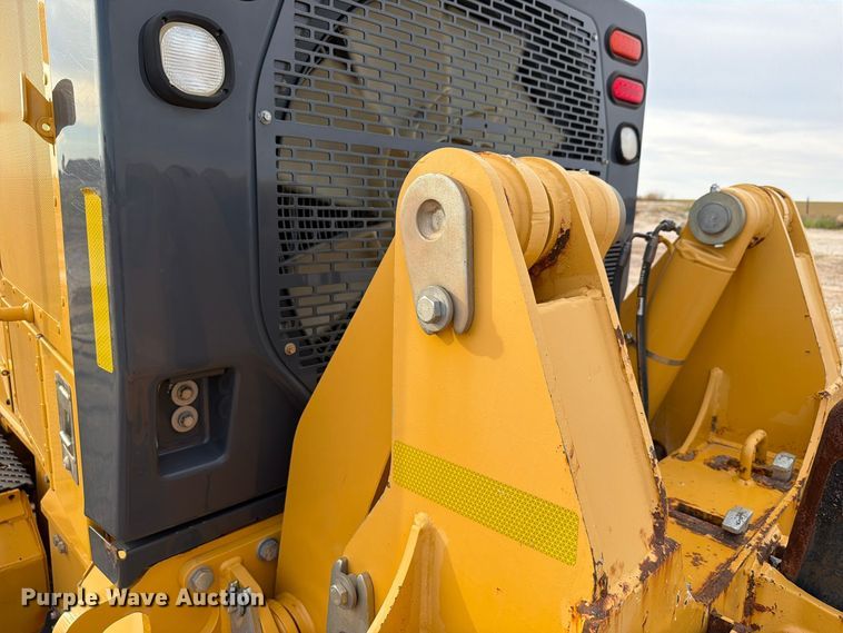 image for item EW7634 2016 John Deere 772GP motor grader