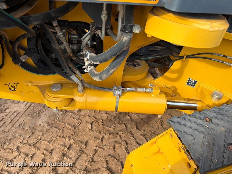 image for item EW7634 2016 John Deere 772GP motor grader